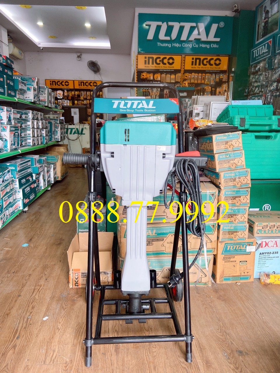 Máy đục bê tông total th220502 | máy khoan bê tông 2200w tặng kèm theo 2 mũi đục nhọn 30mm, lực va đập 75j