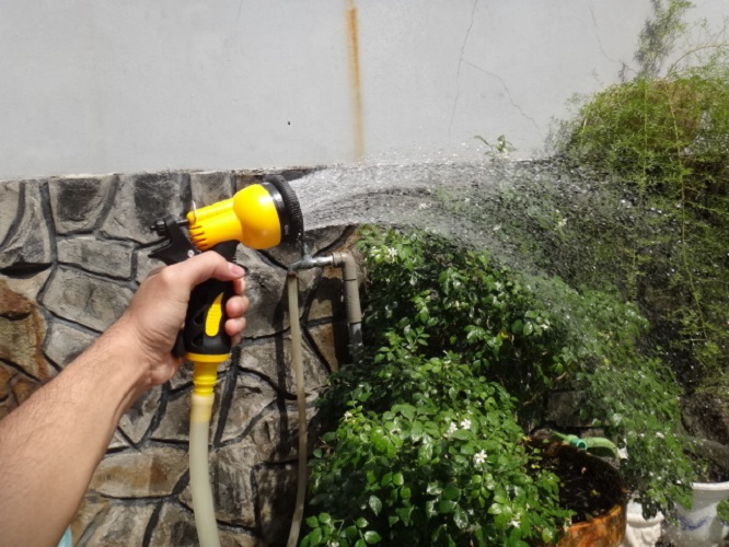 Bộ Đầu Vòi Xịt Rửa Xe Tưới Cây Đa Năng Cao Cấp