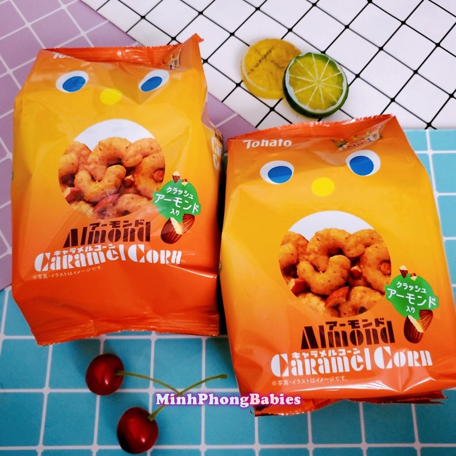 Bánh Bắp Caramel Tohato kèm hạnh nhân