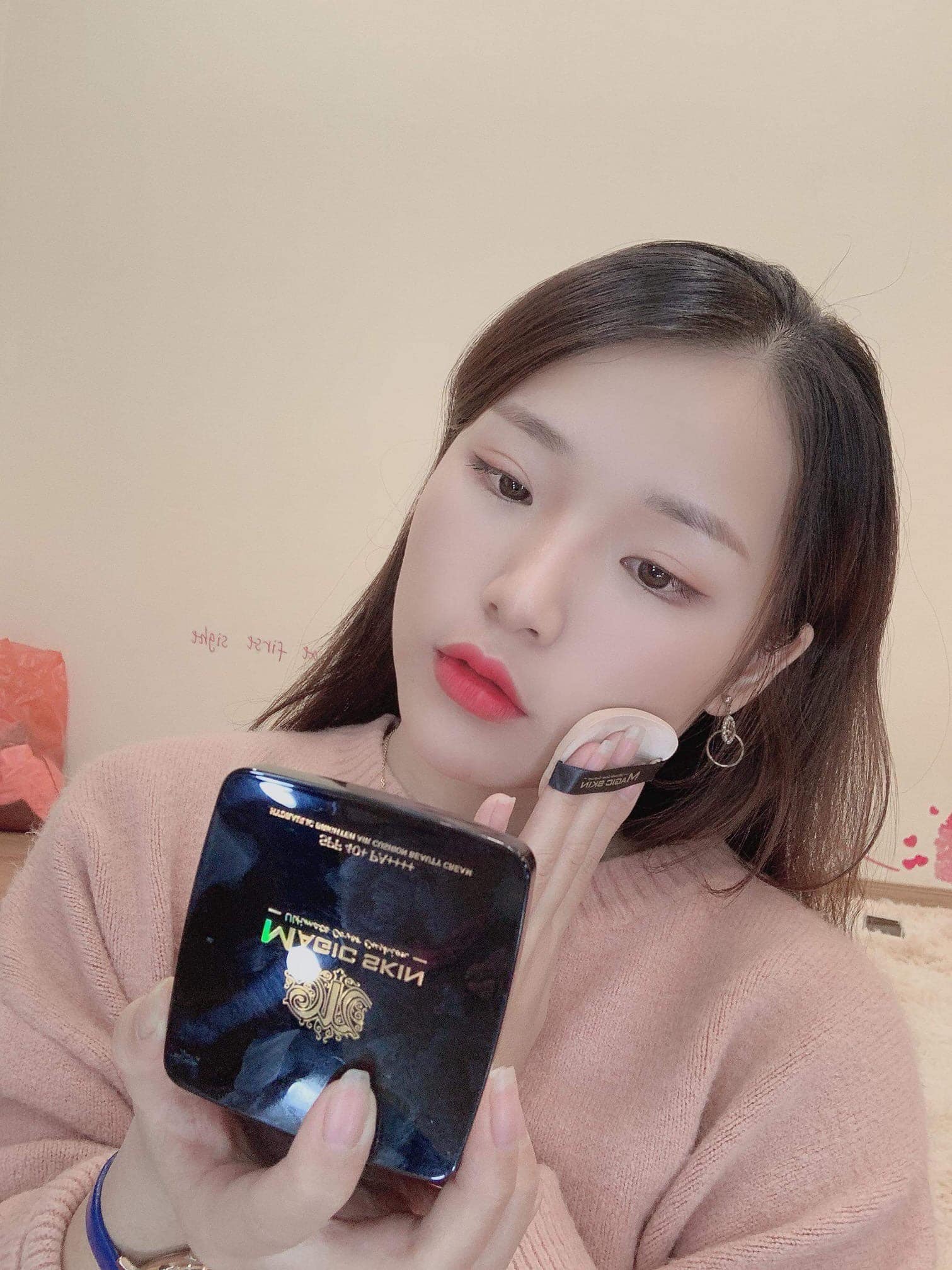 Cushion - Phấn nước ngọc trai tươi Magic skin