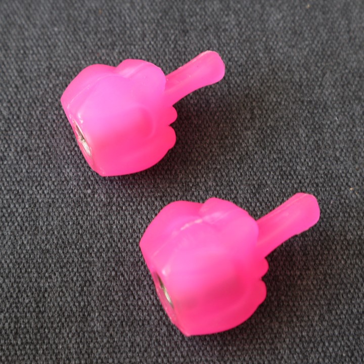 [LÀM ĐẸP XE] NẮP VAN VÒI XE MÁY KIỂU NGÓN TAY CÁ TÍNH GẮN CÁC DÒNG XE MÁY HIỆN NAY (MÀU HỒNG)