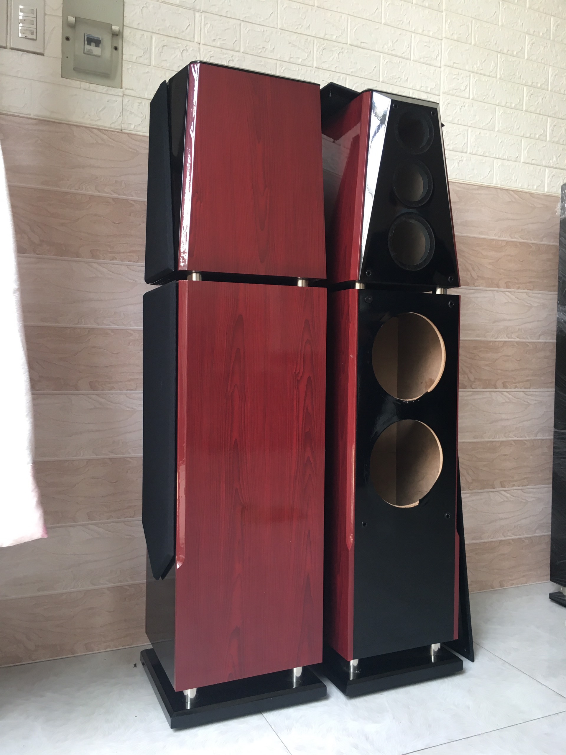  Vỏ thùng loa cây loa đứng loa sử dụng 2 bass 20 cm 2 loa chép 1 loa mid Hải Triều - 1 cặp 