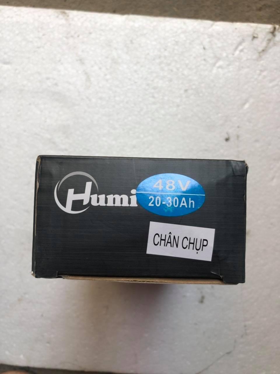 Sạc xe điện humi 48v-20ah, chân chụp.