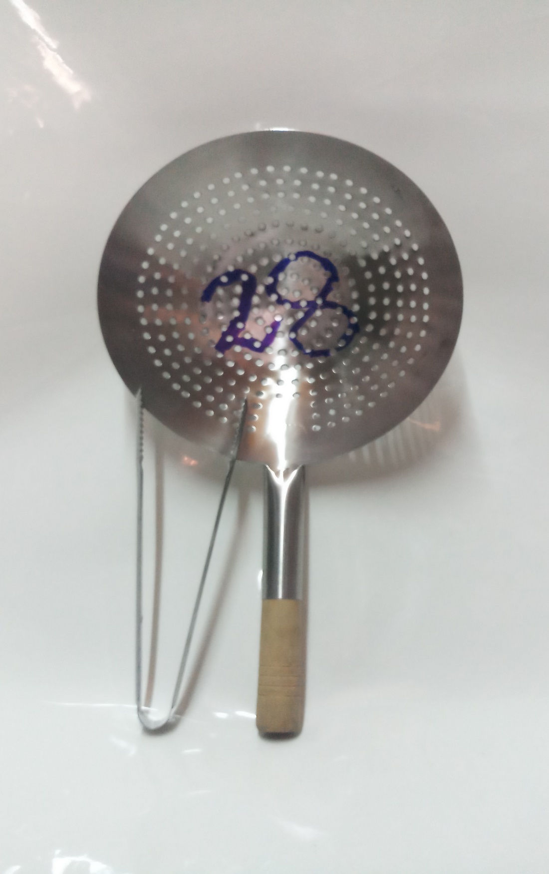 VỢT LỔ INOX CÁN GỖ CAO CẤP 28CM VỚT XƯƠNG,VỚT RAU CỦ,VỚT ĐỒ CHIÊN,TẶNG KÈM MỘT GẮP INOX.