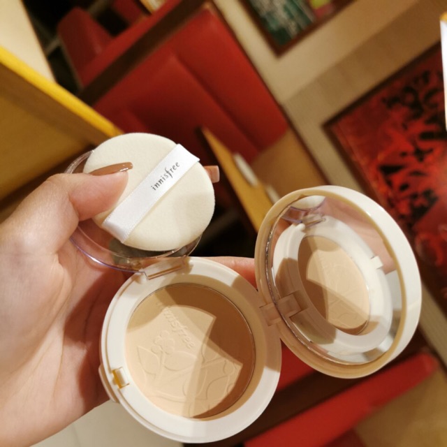 Phấn phủ Innisfree Mineral Creamy Pact SPF25 Pa++ cam kết sản phẩm đúng mô tả chất lượng đảm bảo an toàn cho người sử dụng