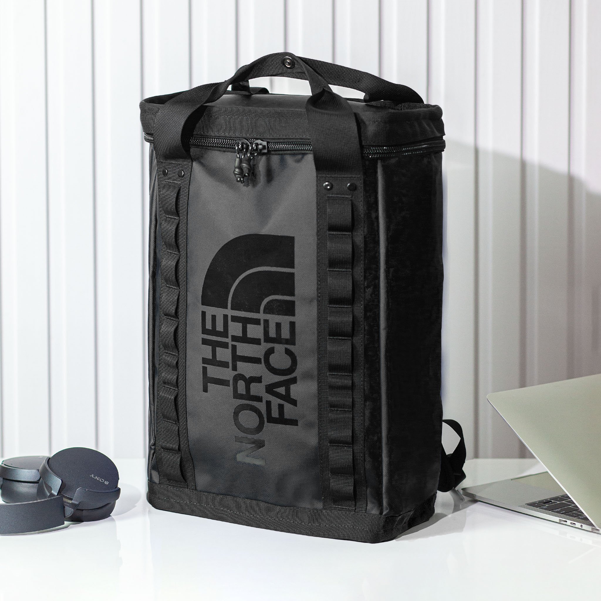 Balo du lịch chống nước the north face tnf fusebox explore balo form đứng chữ nhật có ngăn laptop 15inch