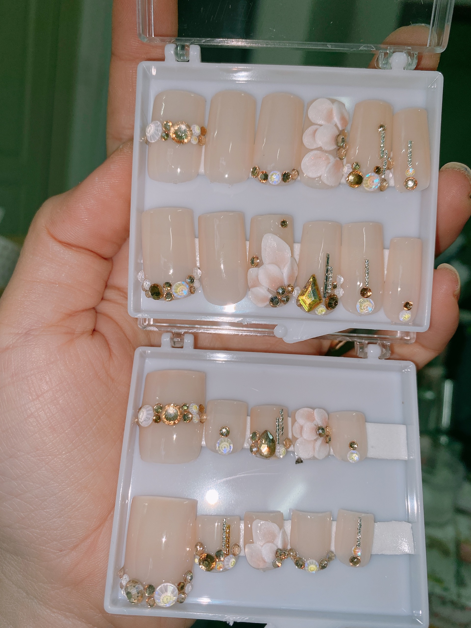B23 Nailbox Bộ 24 móng tay giả thiết kế kèm keo dũa