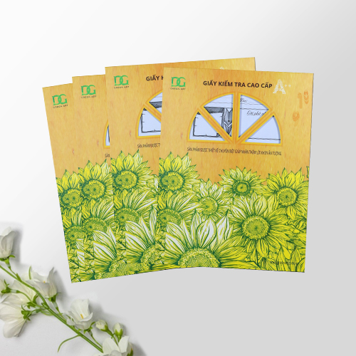 Giấy kiểm tra kẻ 4 ô ly màu trắng tự nhiên chống lóa chống hằn lem kẻ ô rõ đẹp, giấy rất dày 100gsm,15 tờ đôi  GKT04 Green Art - Hàng chính hãng
