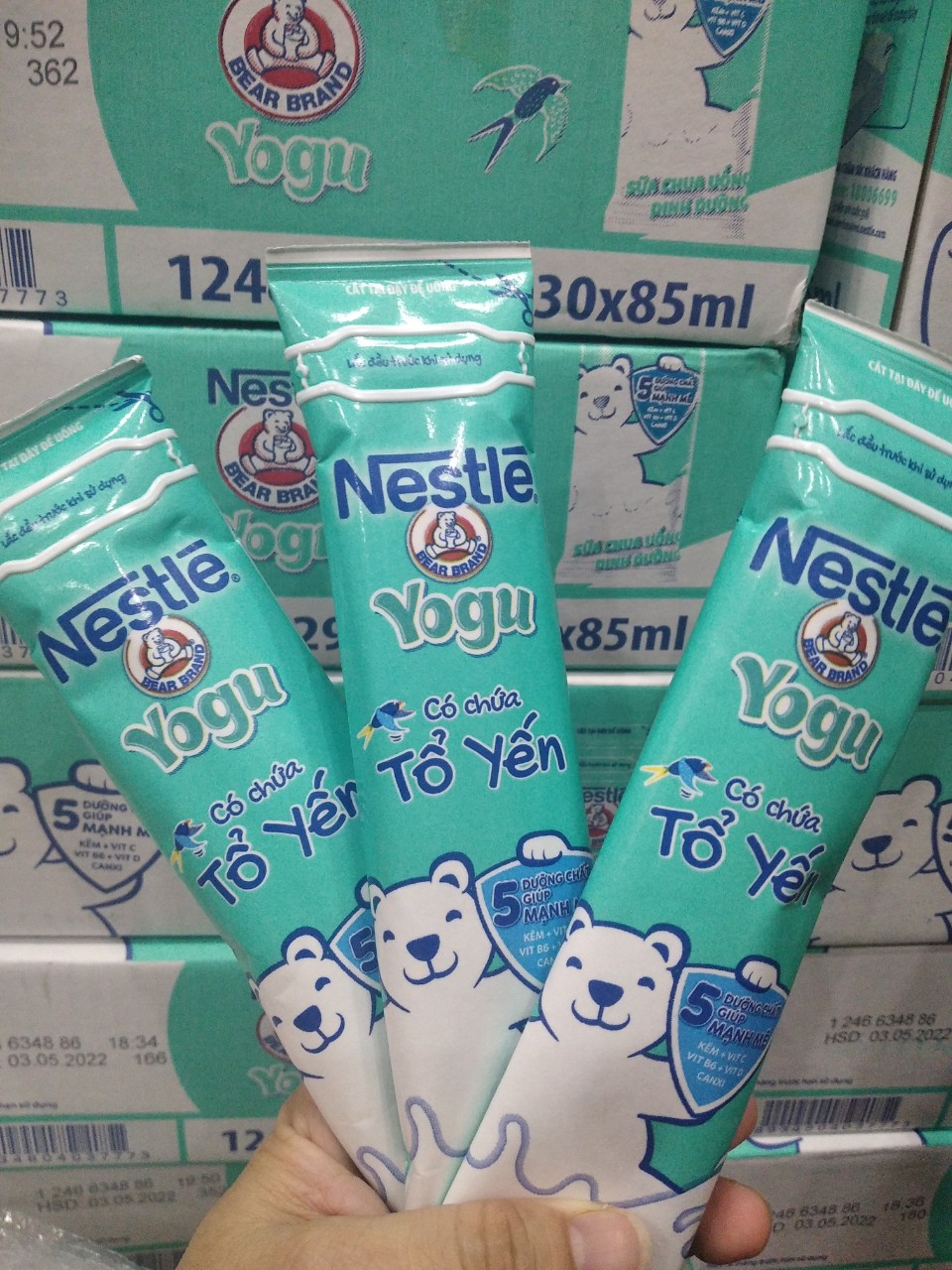 1 Thùng 28 Thanh Sữa Chua Tổ Yến Yagu Của Nestle