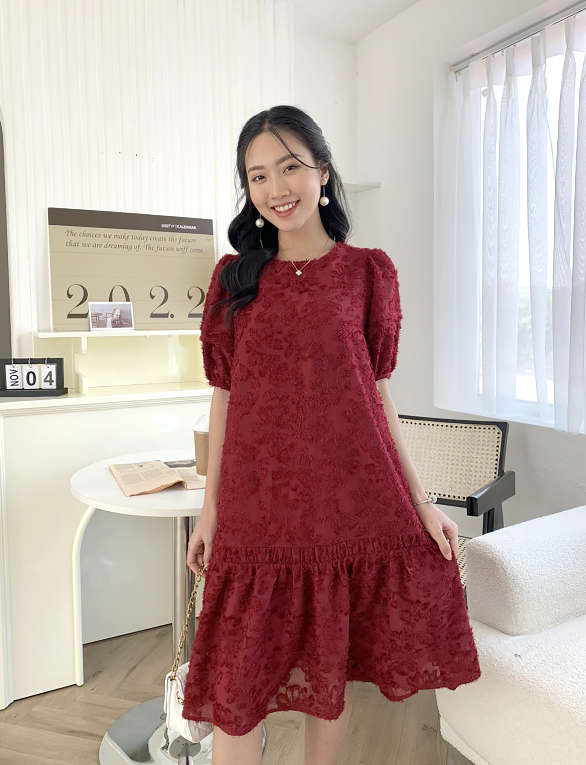 De leah - đầm suông hoa nổi can ren thang - thời trang thiết kế