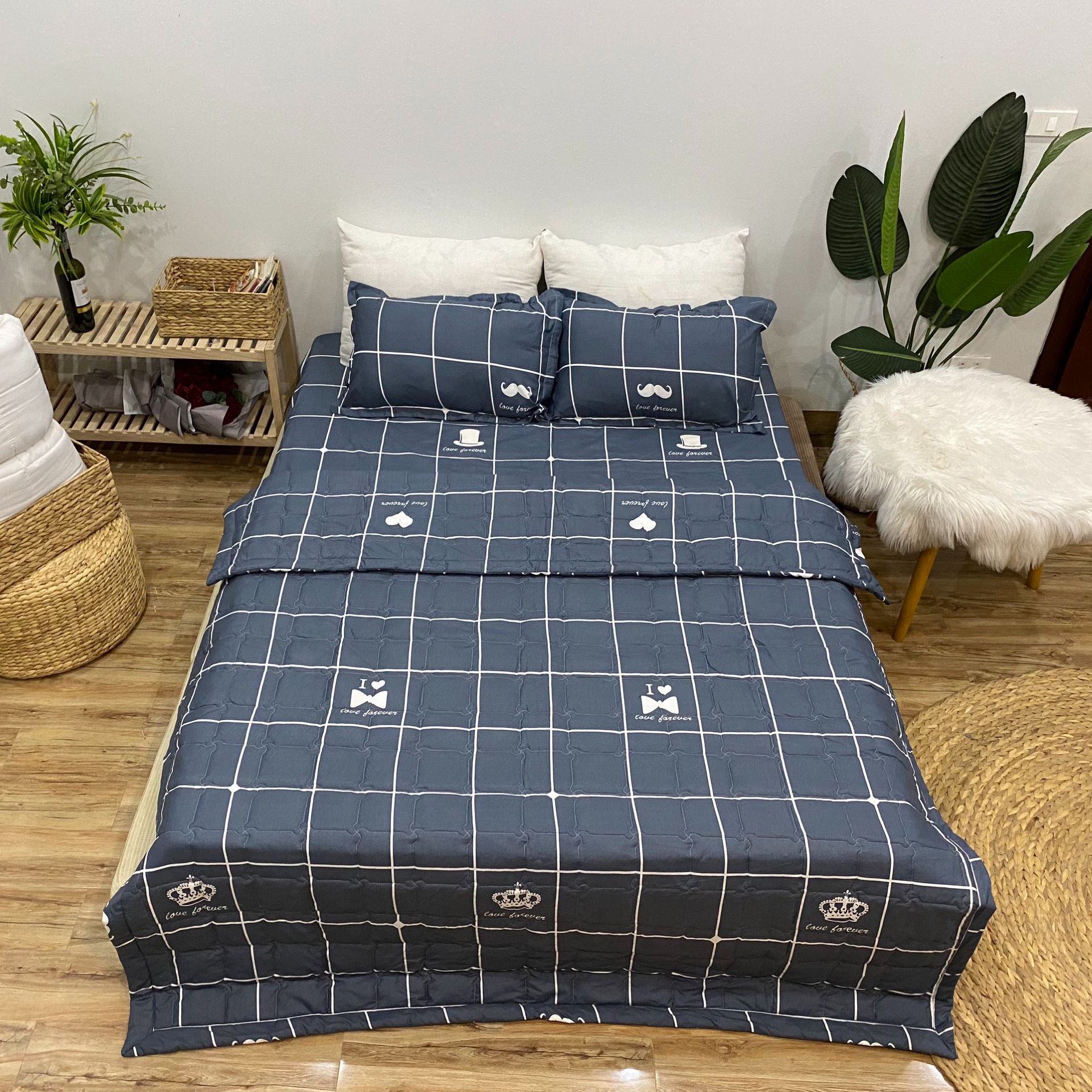 Bộ chăn ga gối cotton poly - kẻ dâu tiệm nhà cá