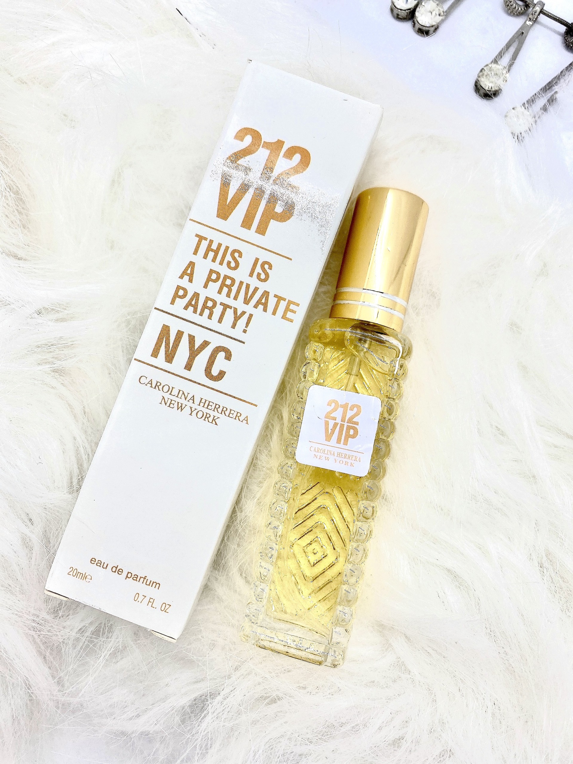 Nước hoa nữ 212 vip carolina herrera 20ml - hàng chiết chính hãng
