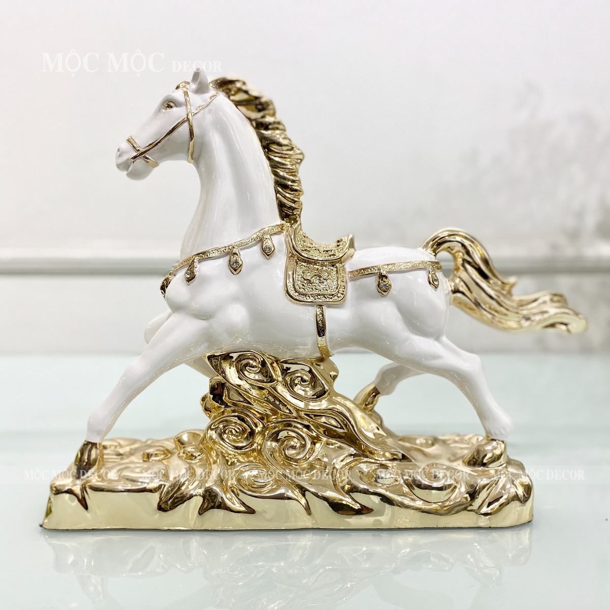 Decor để bàn tượng Ngựa decor Kim Tiền - Trang Trí Phòng Khách – Décor kệ tủ - Phòng ngủ -Phòng làm việc– Quà tặng,tặng sếp , tân gia - Moc Decor