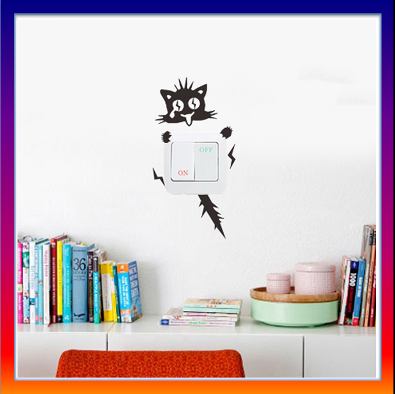 Sticker Decal dán tường trang trí công tắc hình chú mèo tinh nghịch bị điện giật