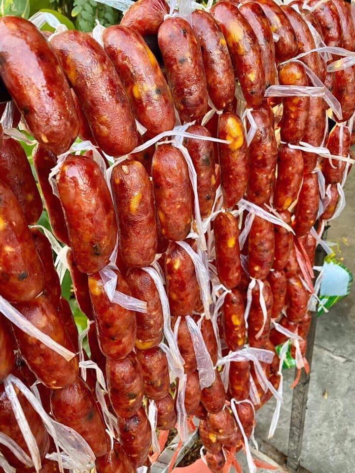 Lạp xưởng trứng muối nhà làm 0.5kg tặng khô gà lá chanh_3huy
