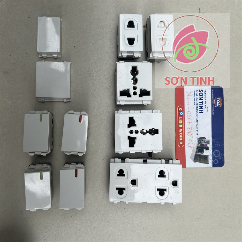 Ổ cắm đôi đơn đa năng 3 chấu âm tường mpe a6ues2 a6uesmv a6uesm2 a6us a6usv