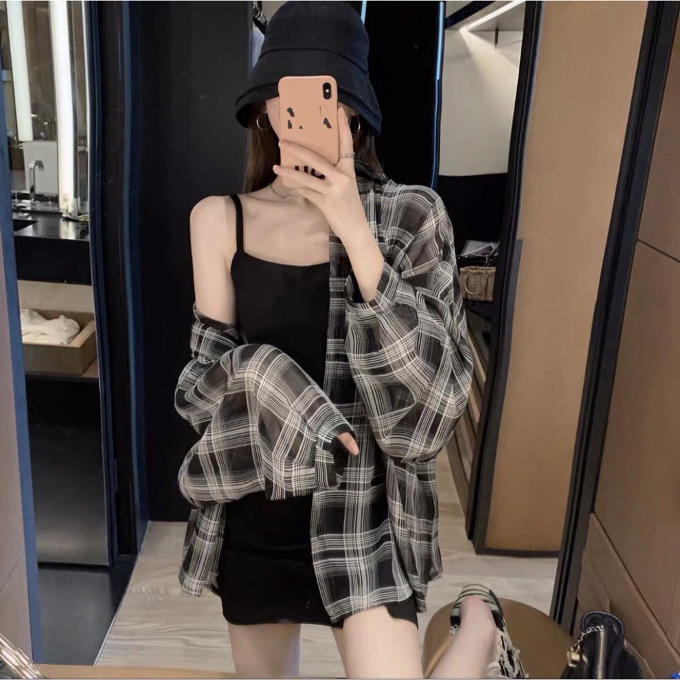 Set váy 2 dây đen body mix áo khoác somi kẻ caro unisex
