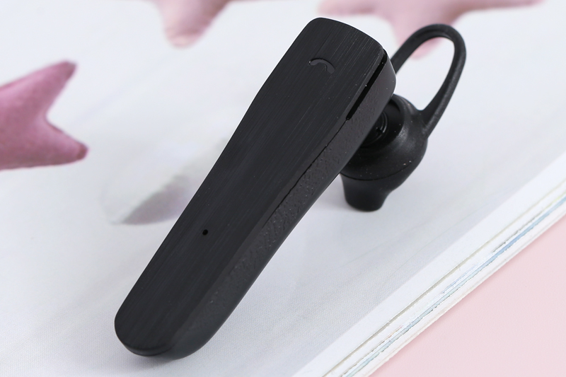 Tai nghe Bluetooth Roman R553N Đen (Hàng trưng bày)
