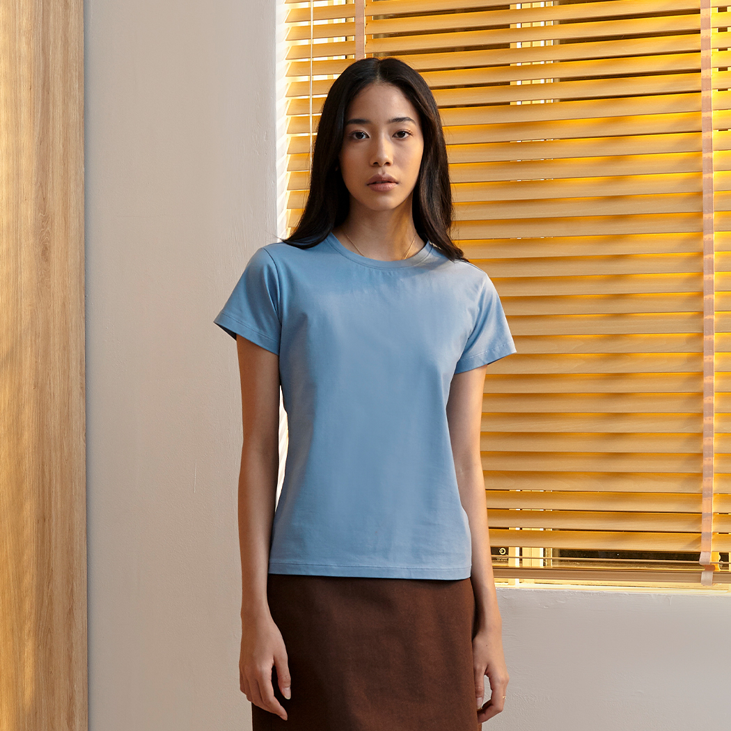And Above - Áo thun cổ tròn nữ - Basic Tshirt -Màu Xanh
