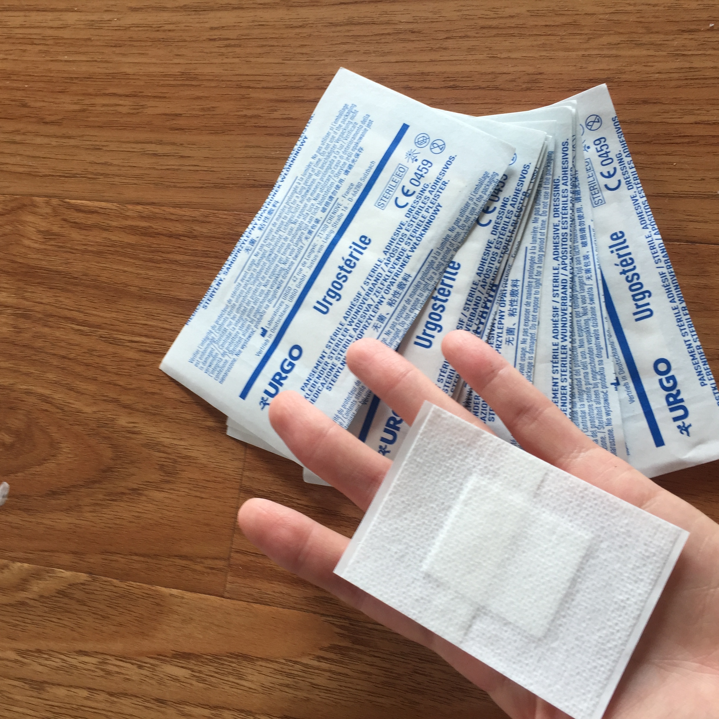 Combo 10 miếng Băng cá nhân Urgo stirile bản lớn 53x70mm có gạc vô trùng, dùng ngay cho vết thương lớn,vết phẫu thuật