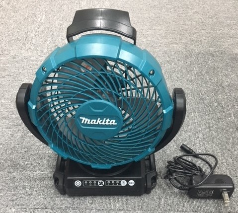 Quạt dùng pin makita cf101dz