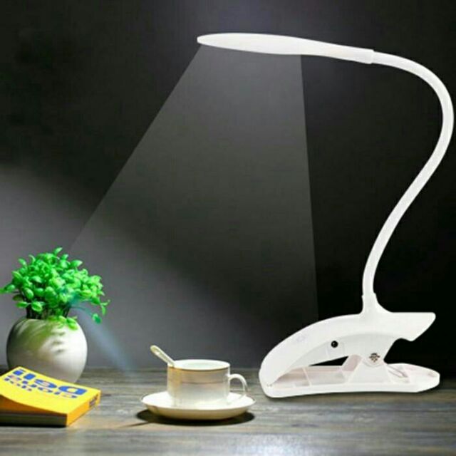 Đèn học kẹp bàn chống cận cho học sinh