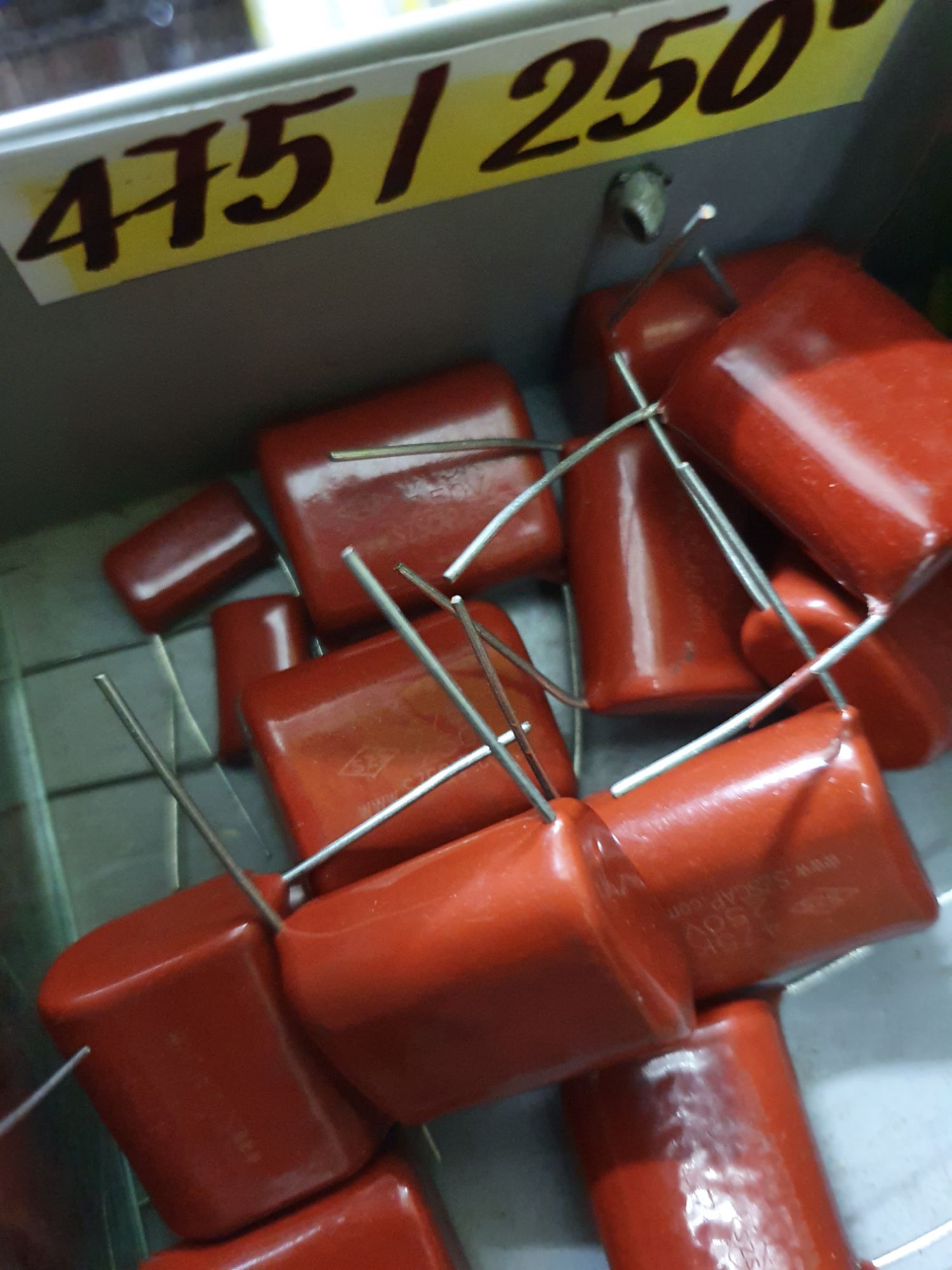 10 tụ đỏ 475-250v