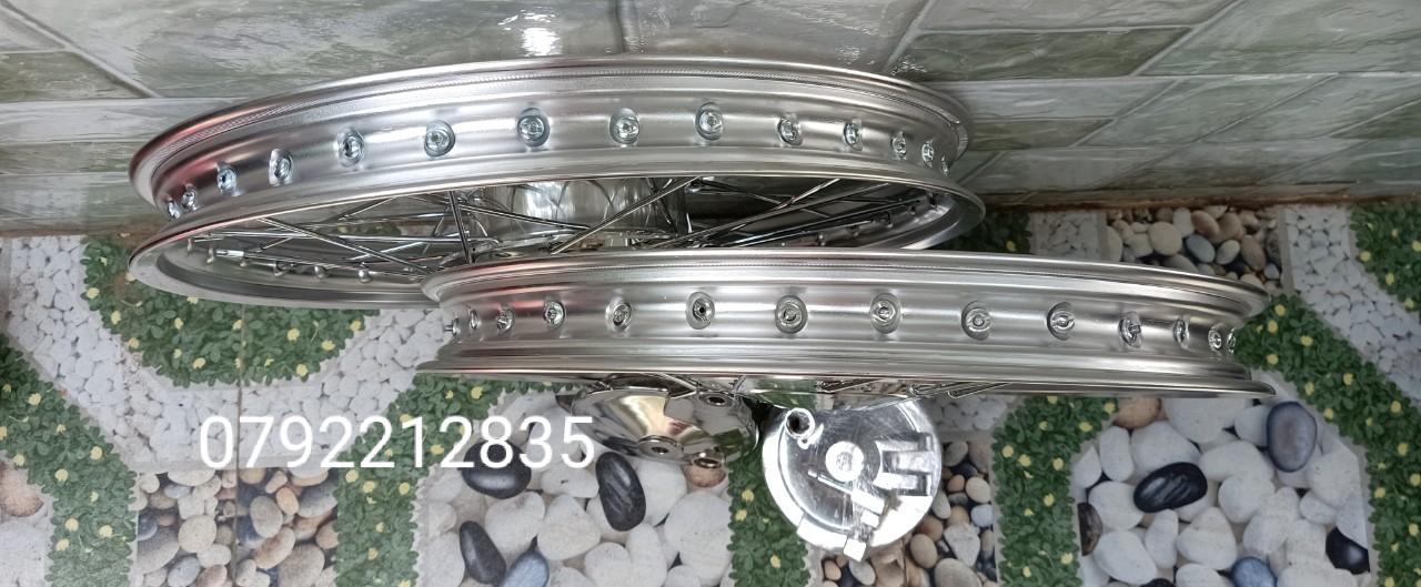 [HCM]BÔ BÁNH CĂM GẮN CÁC LOẠI XE HONDA THẮNG ĐÙM KEM MÁ ĐÙM TRƯỚC SAU NIỀNG NHÔM SOLUTE ĐÙM MẠ CROM