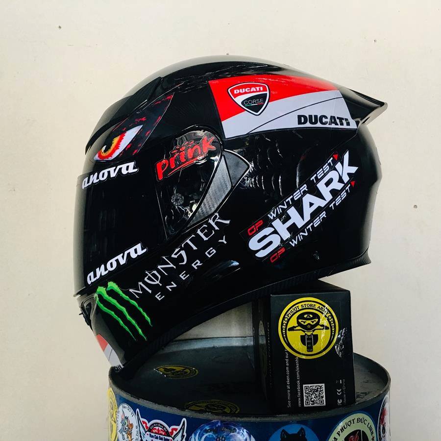 Nón royal m138b đen bóng lên tem shark monster cực đỉnh