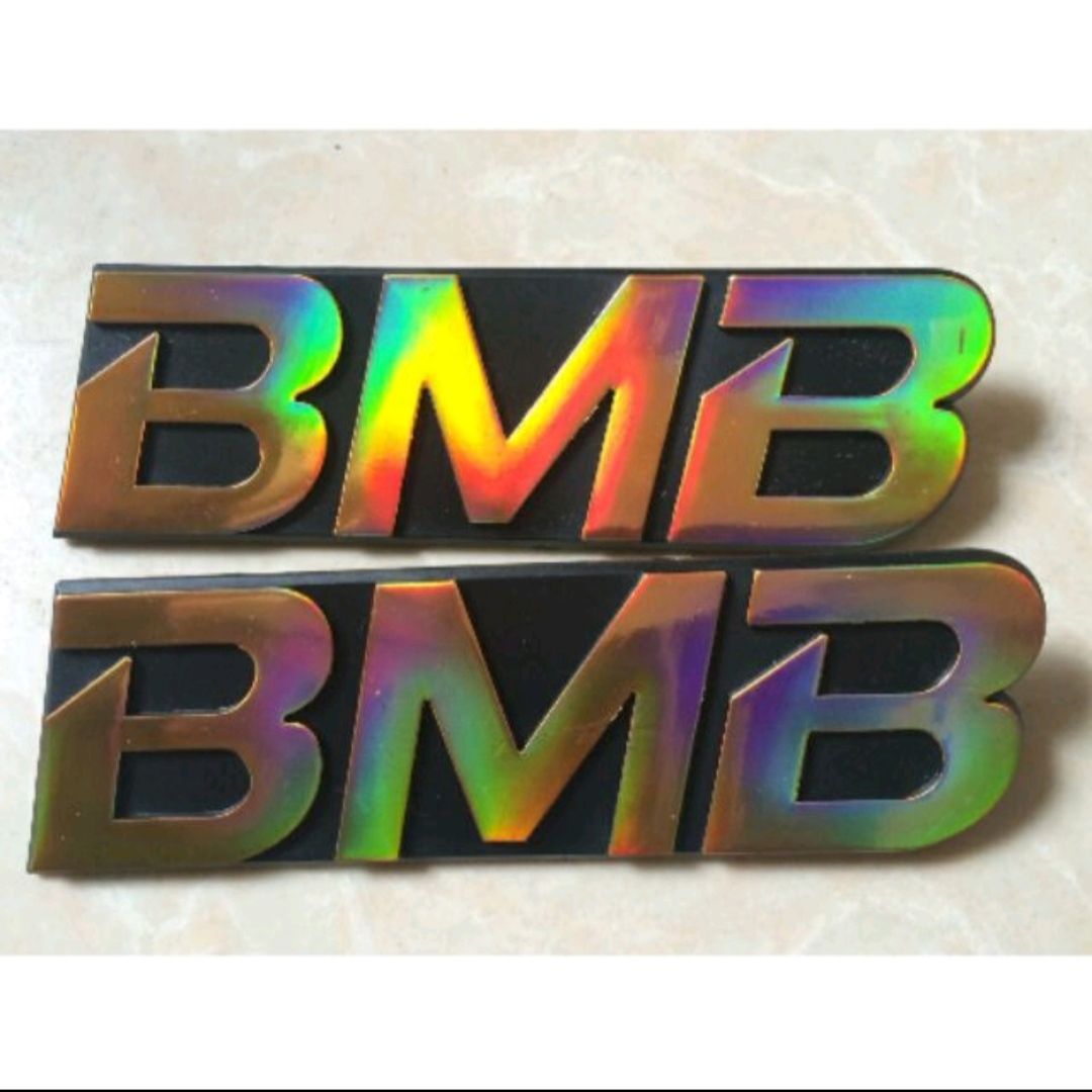 Tem dán thùng loa bmb vàng : 2 cái