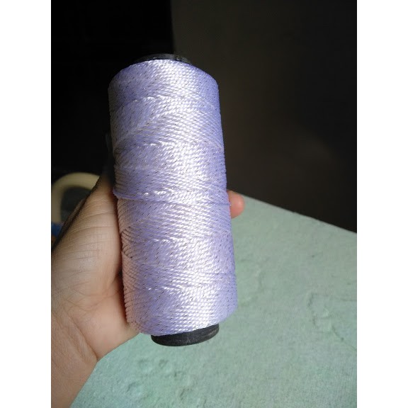 Sợi thô dùng đan móc túi xách, nón, giày dép màu trắng kim tuyến