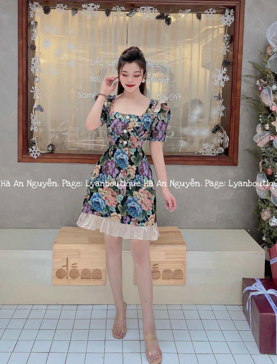 Đầm đính ngọc nhún eo