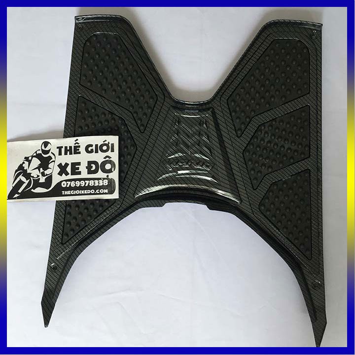 Thảm lót sàn vario carbon - lót để chân cacbon vario 125 và 150 đời 2018, 2019, 2020, 2021, 2022, 2023, 2024