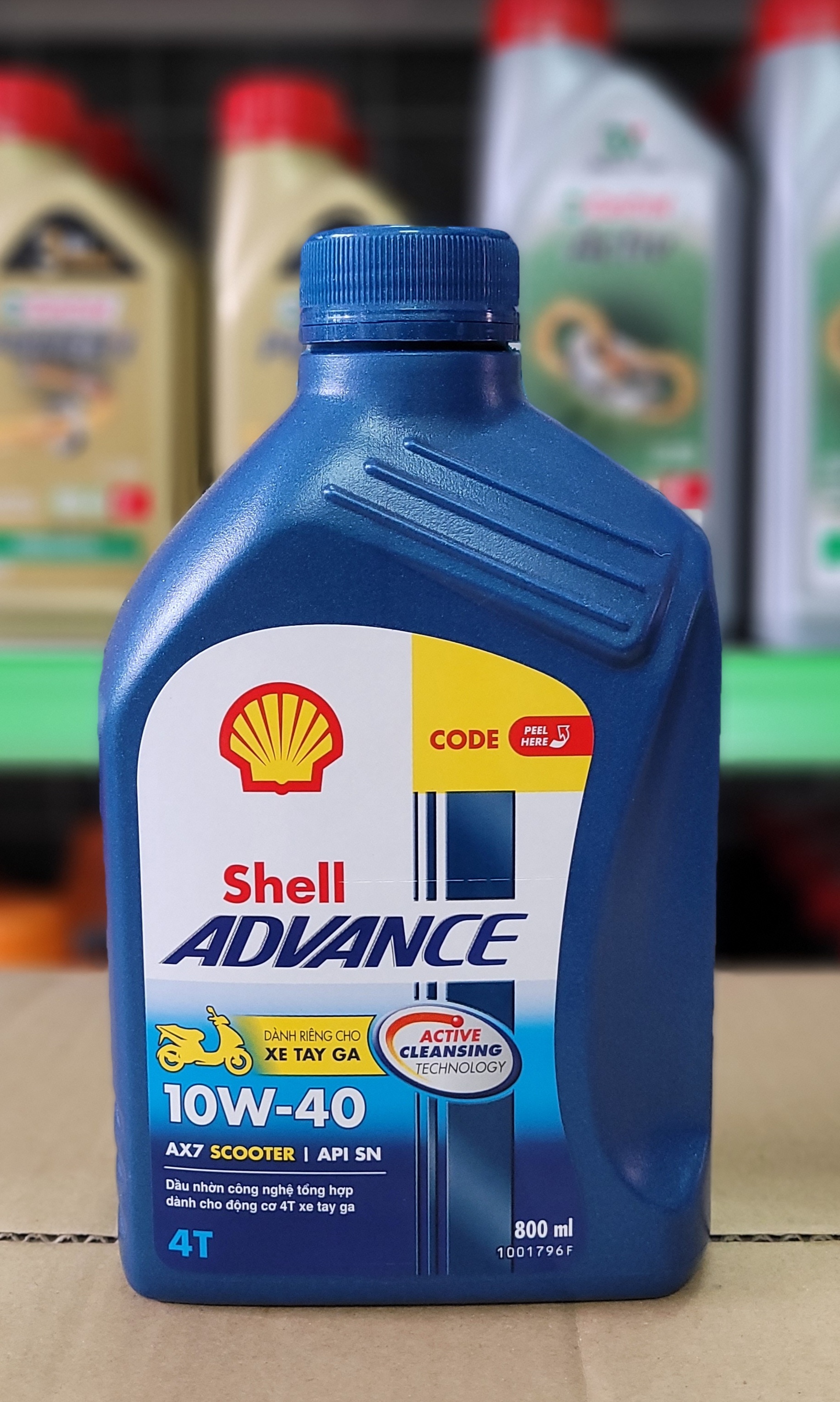Dầu nhớt xe tay ga shell advance ax7 scooter 10w40 800ml