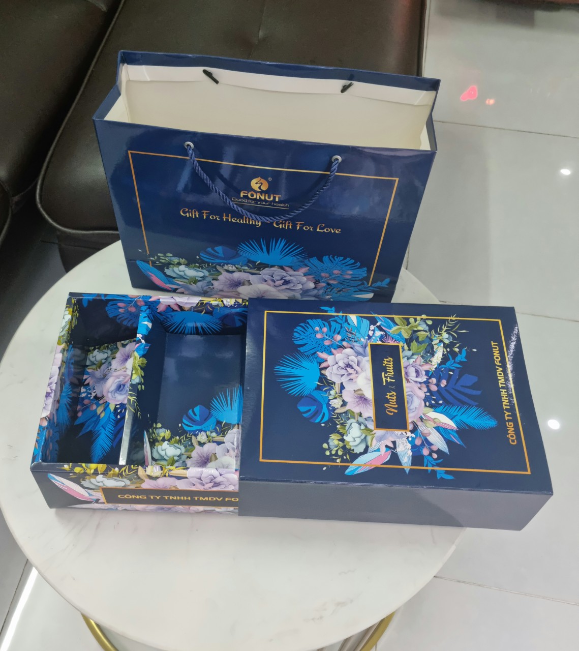 Vỏ hộp đựng quà biếu tết. Vỏ hộp giấy gói quà