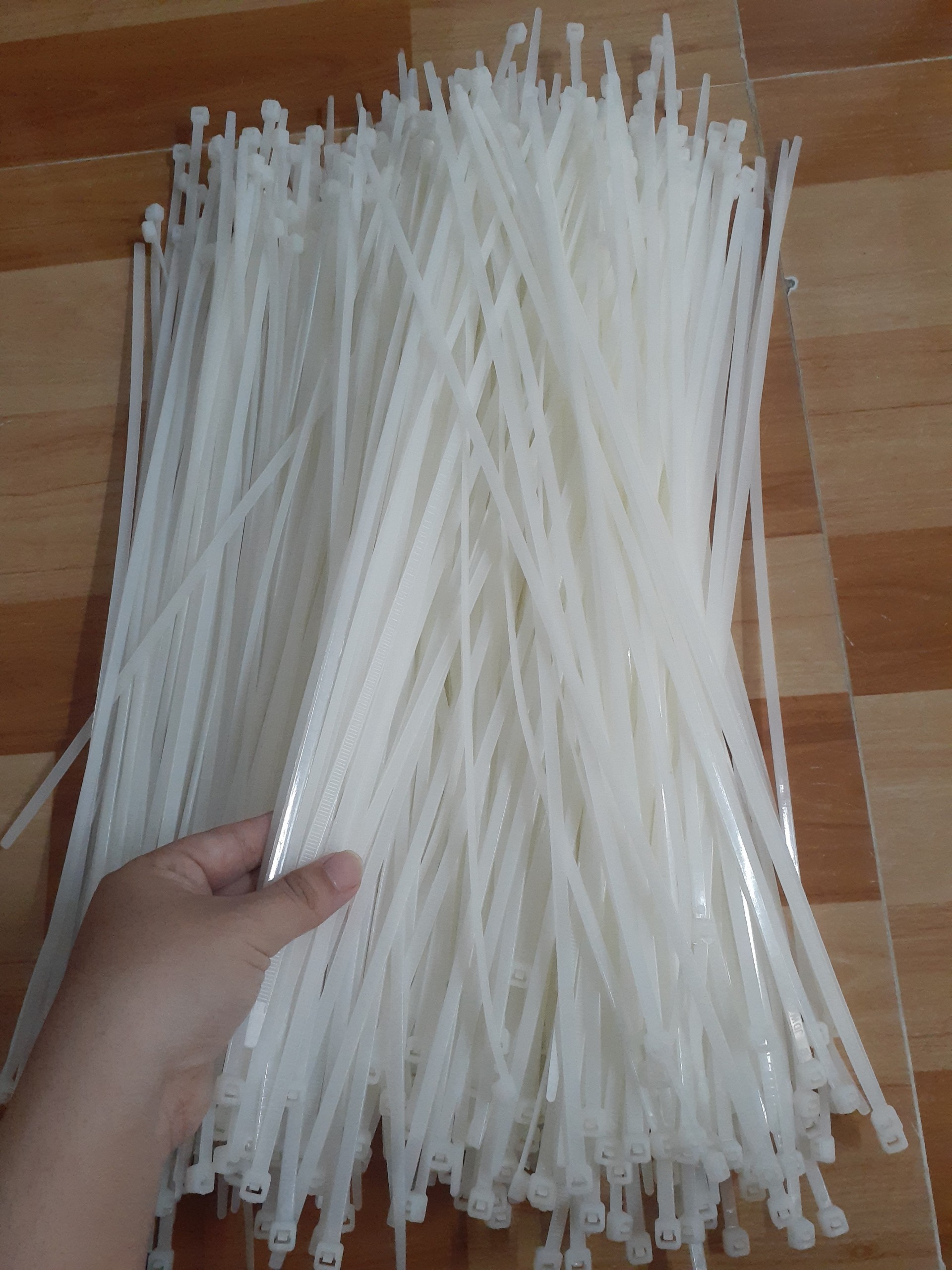 Dây rút nhựa, thít nhựa trắng bó 100 cái 15cm 20cm 25cm 30cm 40cm