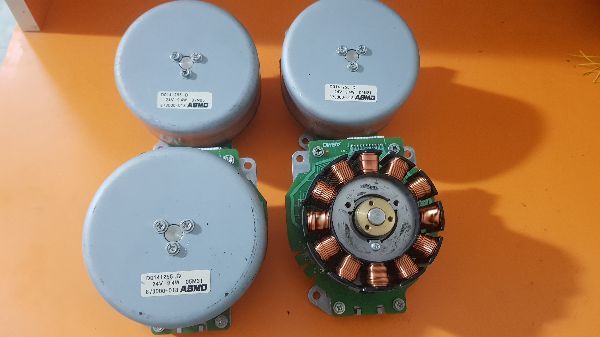 [HCM]hế điện gió với Motor Brushless momen xoắn cao 24V 9.4W trục 10mm.