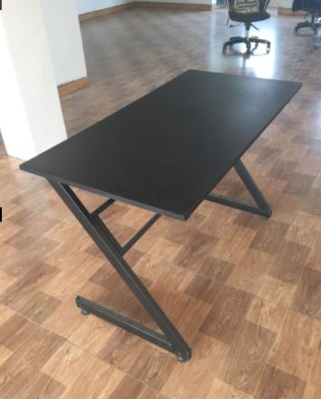 Bàn Gỗ Gaming -Làm Việc Chơi Game Hiệu Quả