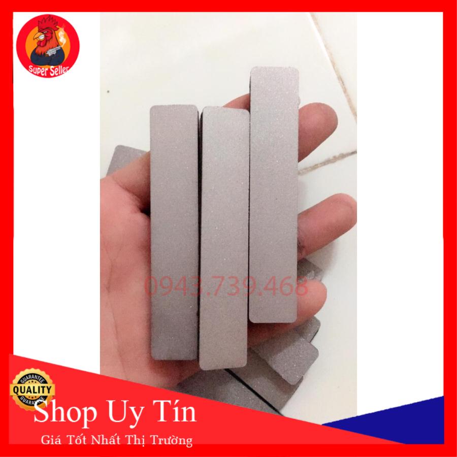 Đá mài cựa 2 mặt mịn cho gà đá cao cấp