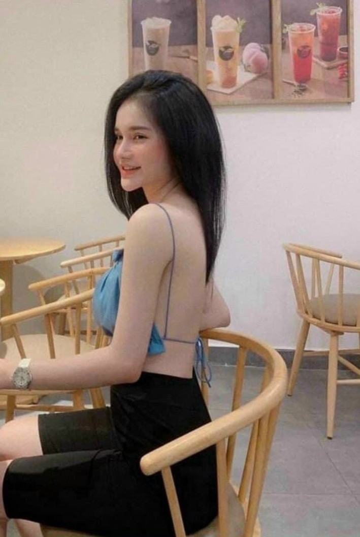 [HCM]Áo cột dây lưng CG có mút ngực hàng y hình kèm ảnh thậ chính chủ ( free size dưới 55kg)