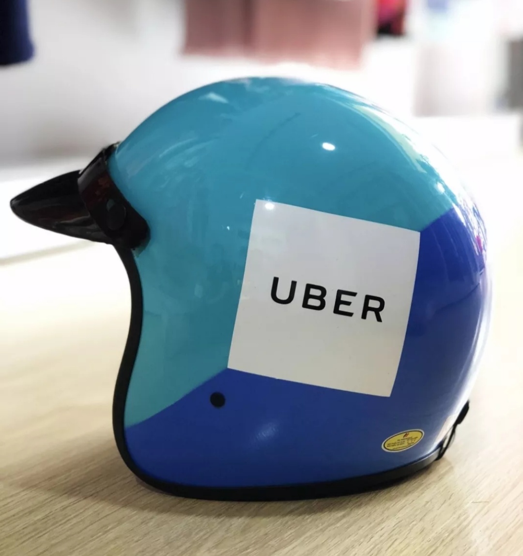 Mũ bảo hiểm Uber