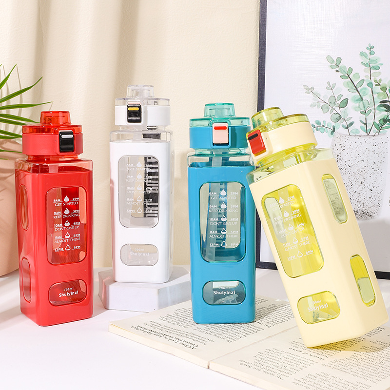 Bình Nước Thể Thao Cao Cấp 700ml Có Ống Hút silicon liền nắp- binh uong nuoc - ly uống nước bình uông nước gắn xe đạp- binh dung nuoc