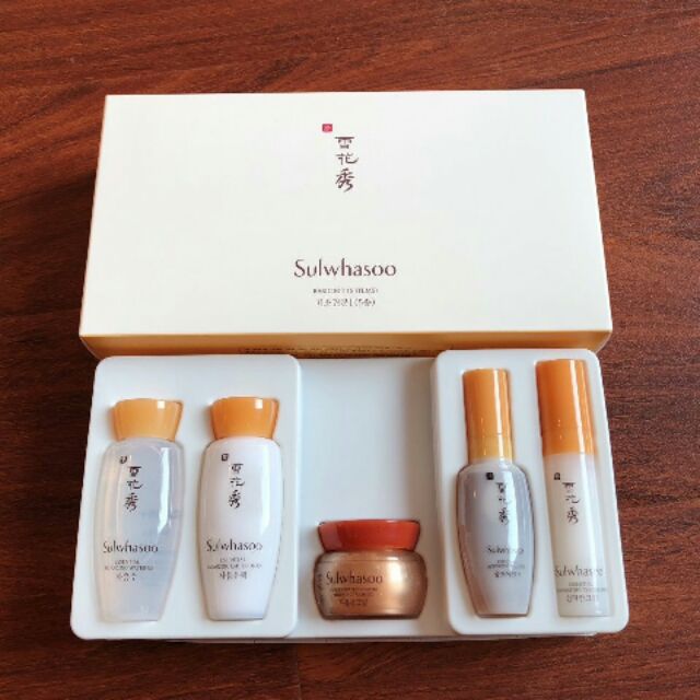 Bộ dưỡng da cơ bản sulwhasoo mini 5 sản phẩm