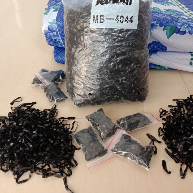 thun đen buộc tóc bảng to....[combo 7 bịt]…1 bịch 50 sợi