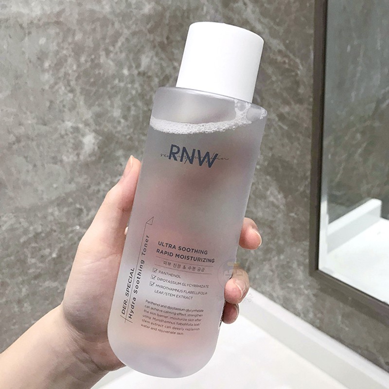 Toner dưỡng ẩm se khít lỗ chân lông