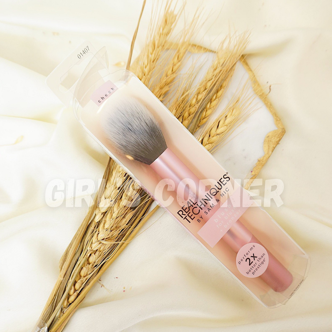 Cọ Má Hồng Real Techniques Blush Brush