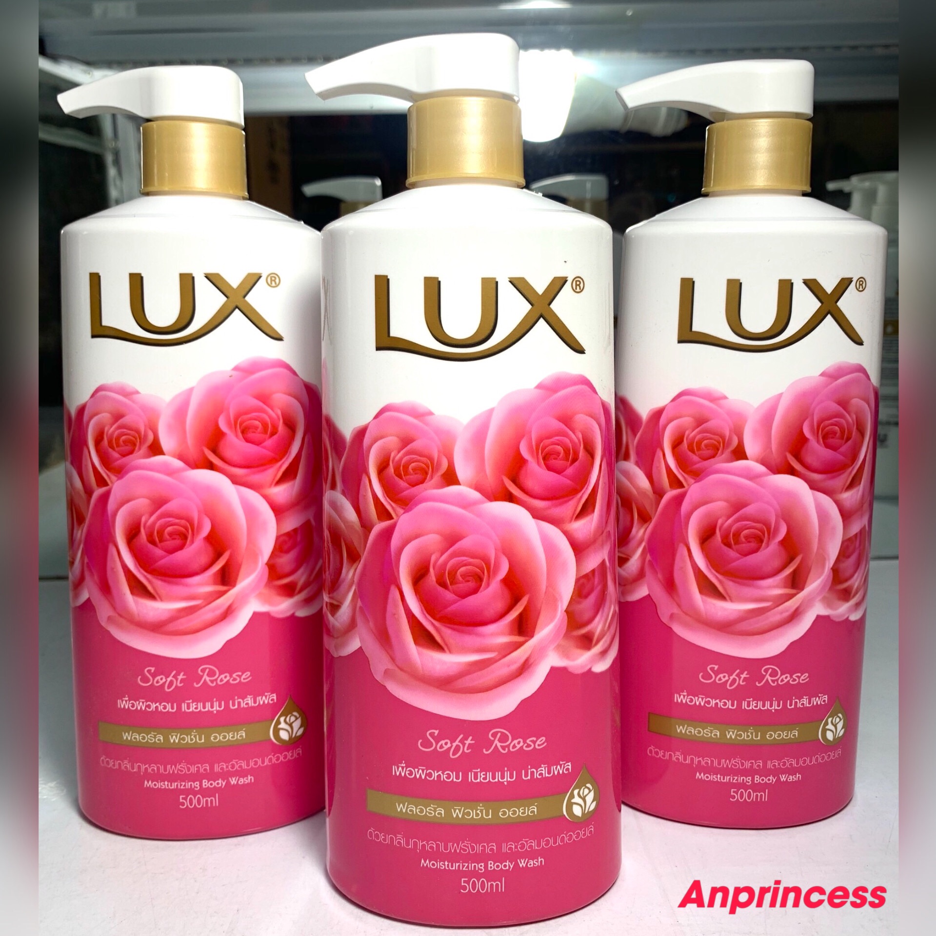 Sữa tắm lux soft touch hồng thái lan
