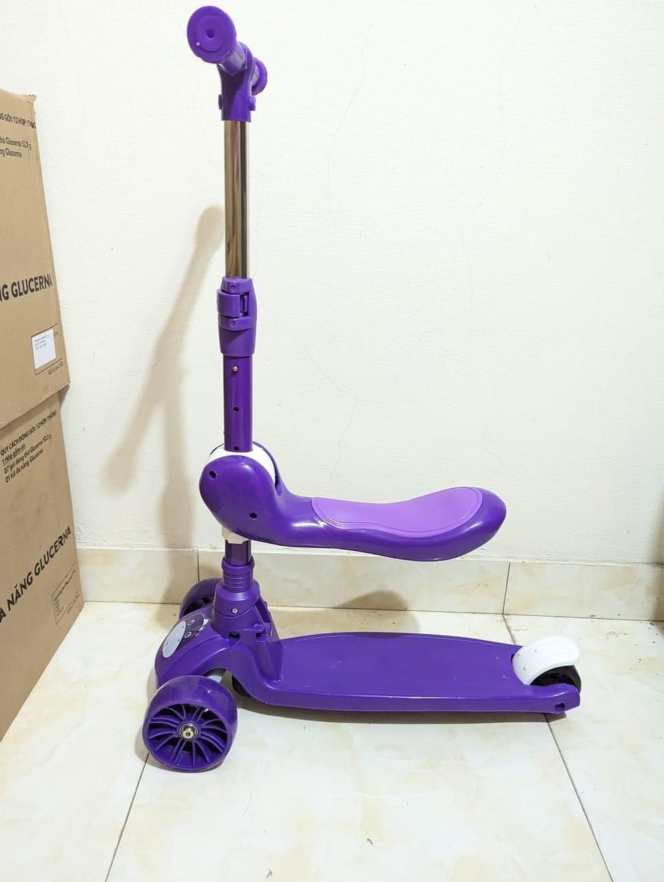 Xe trượt Scooter có yên xe ,có đèn cho bé Hkm pediasure