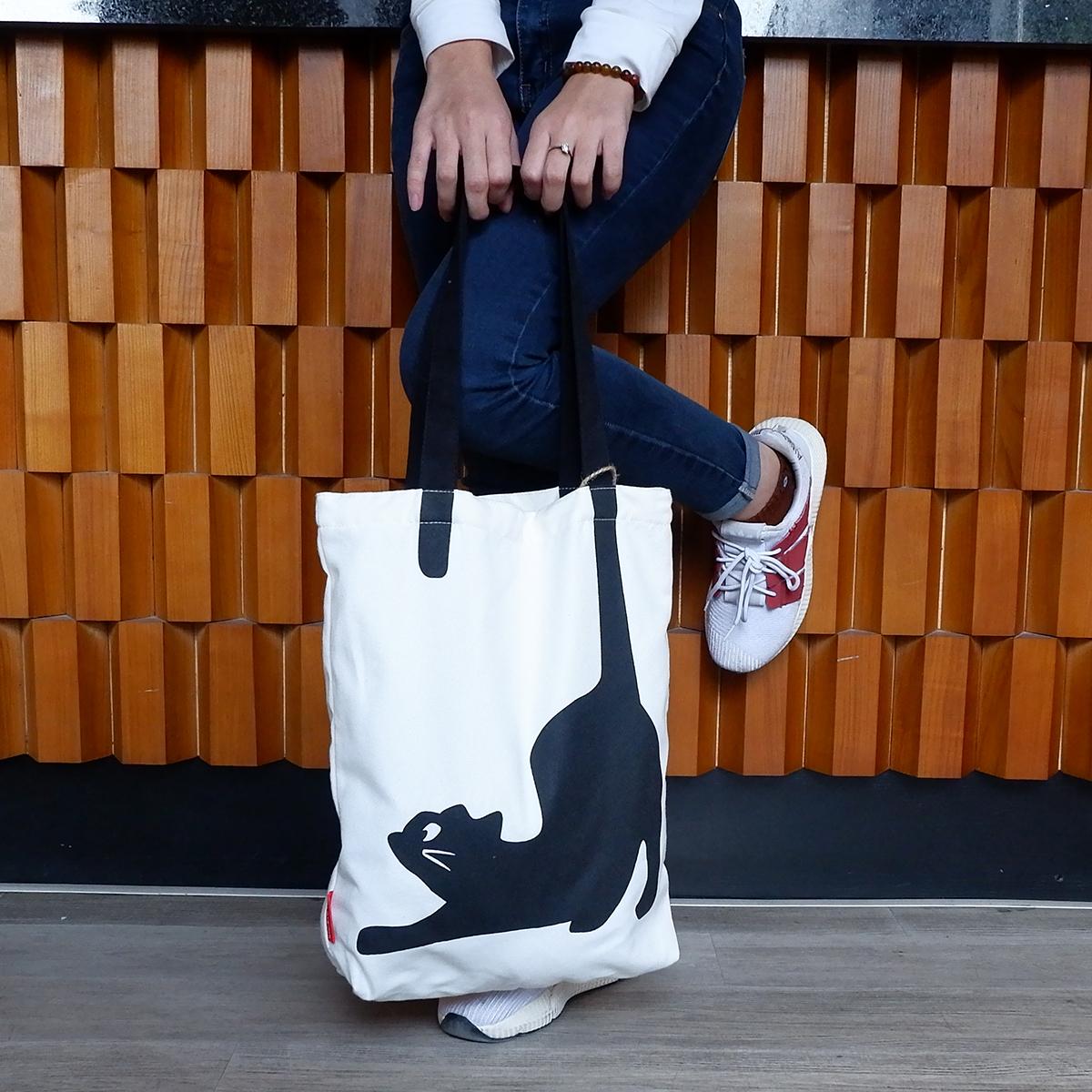 Túi Vải Tote Cao Cấp, Dày Dặn Chất Liệu Canvas Hình Mèo Đuôi Dài Boss Cat, Túi Thời Trang Basic Dễ Phối Đồ TotsBAG