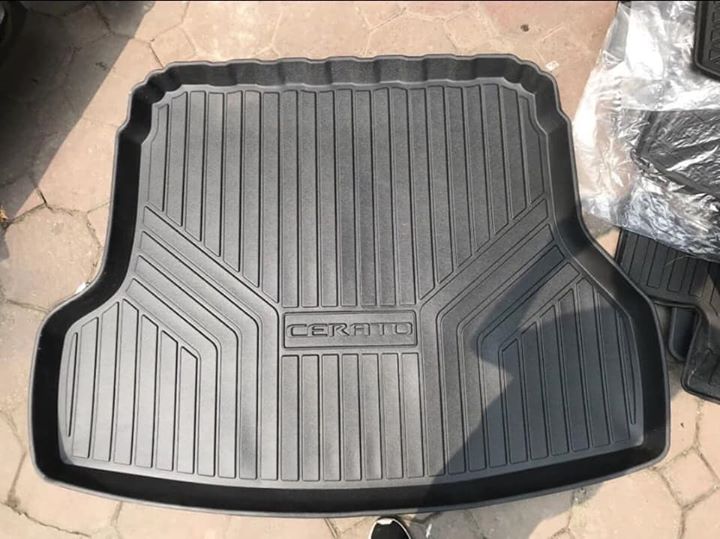 lót cốp cerato 2017-2020